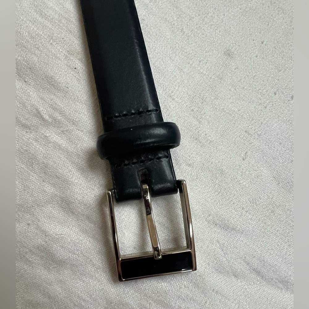 Navy Belt Women's LARGE Silver Tone Buckle Bonded 75% Leather About 39" 5 Holes